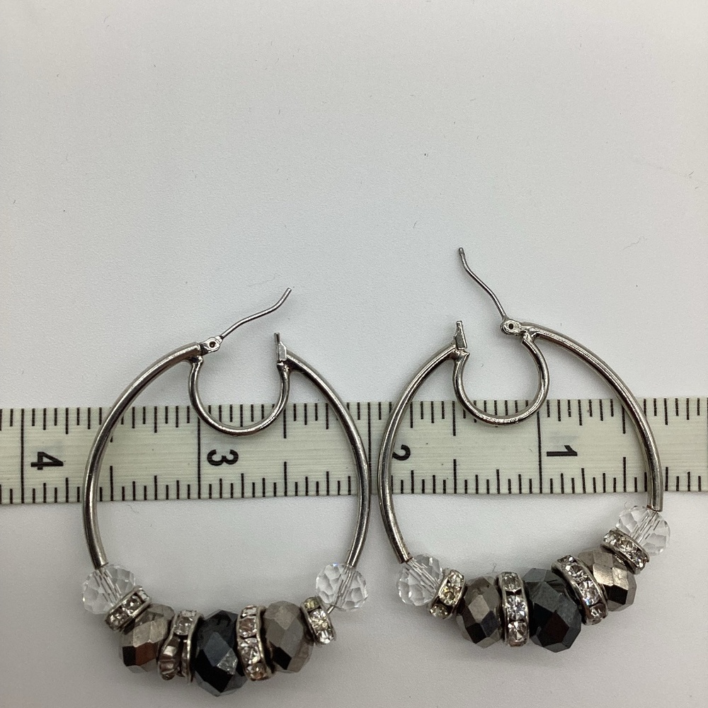 1859. Lia Sophia Diamond & Graphite Beaded Hoops EUC - Picture 3 of 3